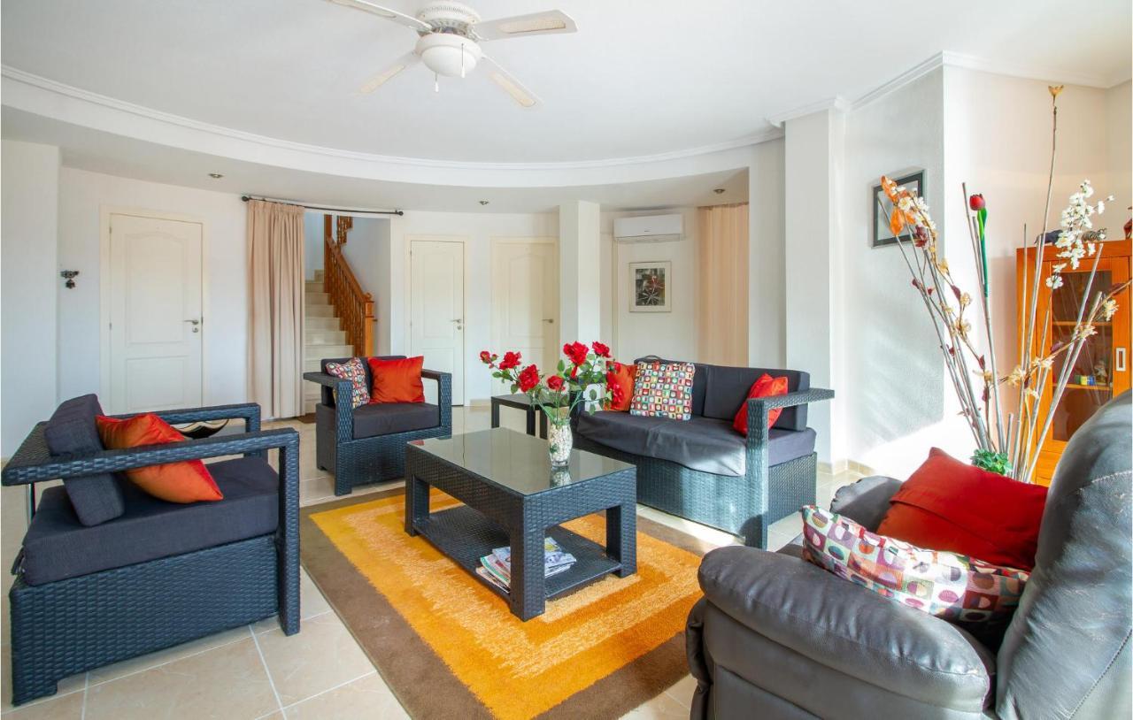 Nice Home In Ciudad Quesada With Wifi Exterior photo